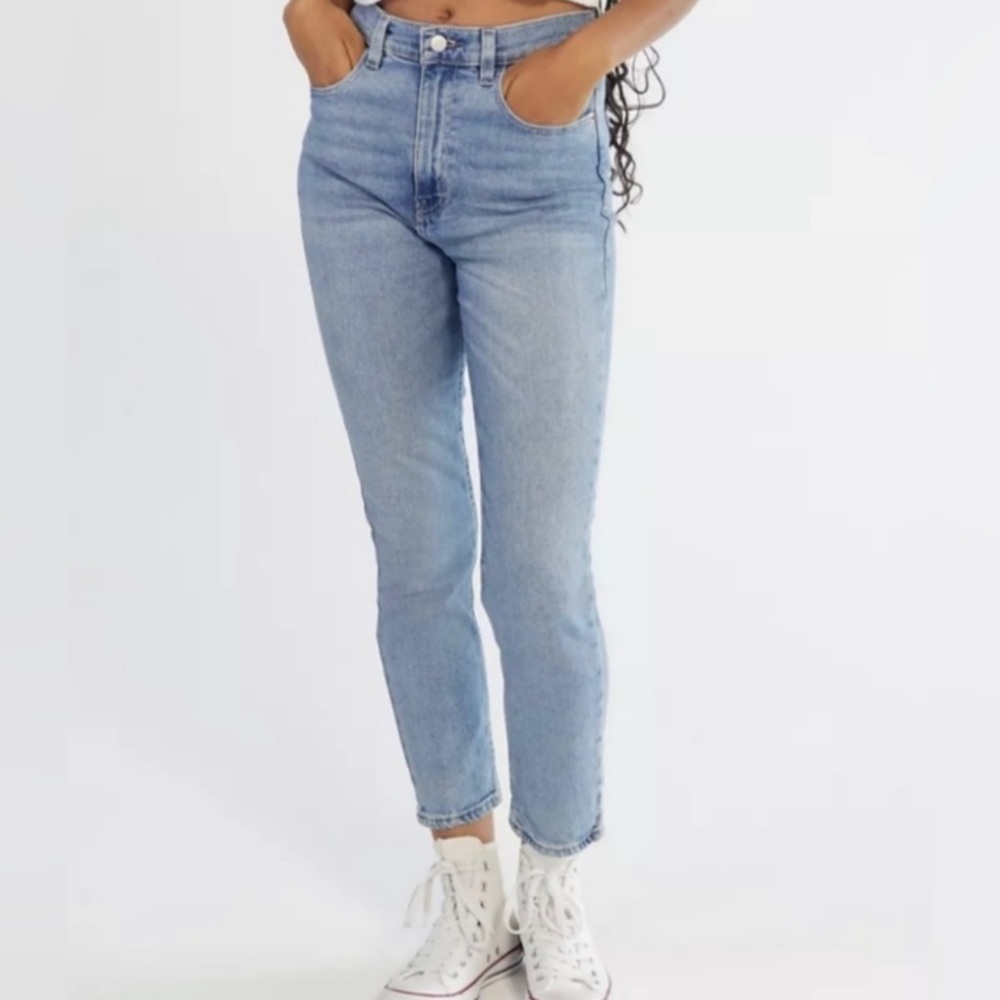 BDG High Rise Light Wash Girlfriend Jean